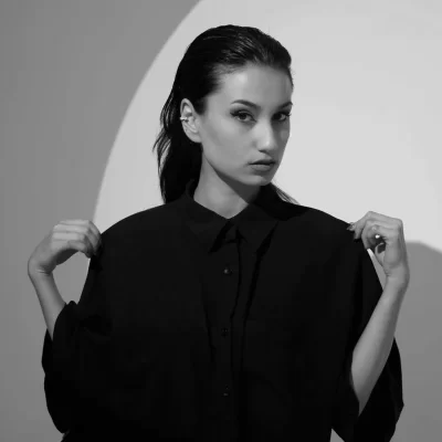 Merve Bayraklı